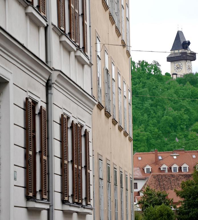 Apartment Mit Grossem Balkon กราซ ภายนอก รูปภาพ